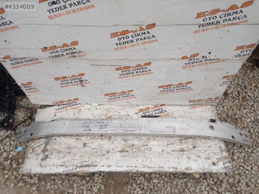 BMW 1 SERİSİ F40 ÖN TAMPON DEMİRİ ÇIKMA ORJİNAL 2014-2018