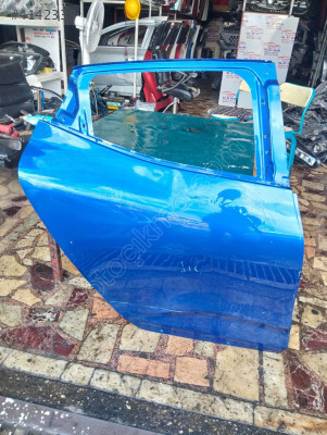 Renault clio 5 sağ arka kapı