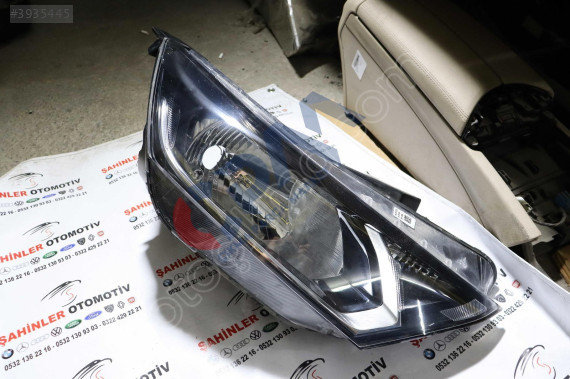 HYUNDAİ İ20 SAĞ ÖN FAR 92102-Q0050