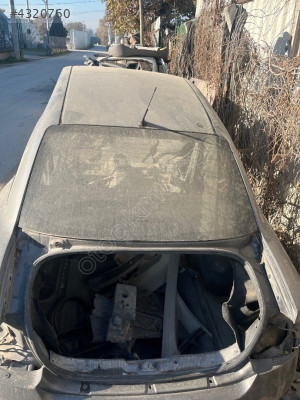 FİAT LİNEA ARKA CAM