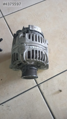VOLKSWAGEN GOLF 4  ŞARJ DİNAMOSU