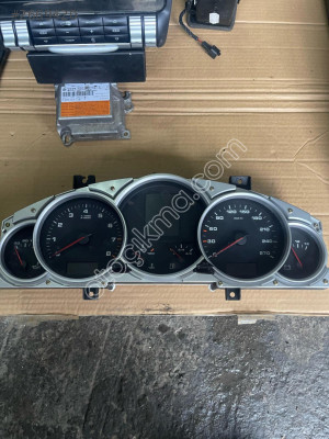 PORSCHE CAYENNE 955 KASA ÇIKMA GÖSTERGE SAATİ