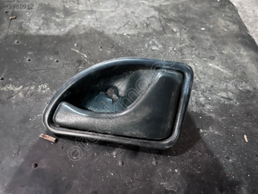 RENAULT KANGOO SAĞ ÖN İÇ KAPI KOLU