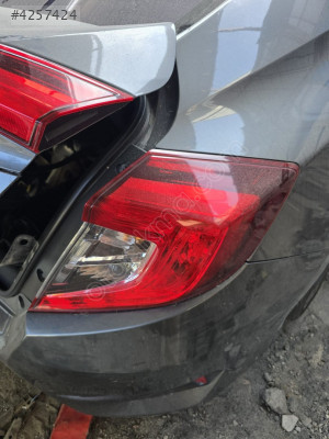 2021 HONDA CİVİC SAĞ ARKA STOP LAMBASI