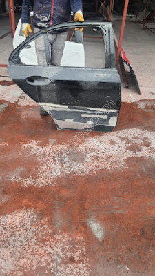 MERCEDES C180 C200 C220 W205 KASA SAĞ  sol ARKA KAPI