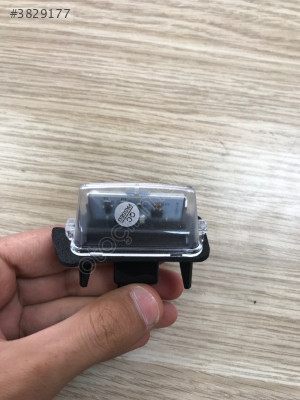 PLAKA LAMBASI COROLLA 13-20/AURIS 13-20/AVENSIS