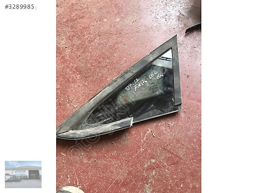 OTO CEM DEN ÇIKMA FORD FİESTA SOL ÖN KELEBEK CAMI