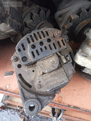 Ford taunus şarz dinamosu