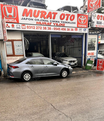 Toyota Corolla 2023 sağ ön kapı