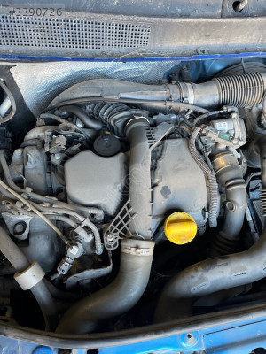 Dacia sandero 1.5 dci çıkma dolu motor