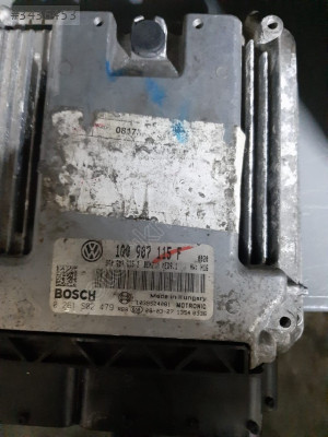 1Q0 907 115 F- 0 261 S02 479- VW PASSAT MOTOR BEYNİ