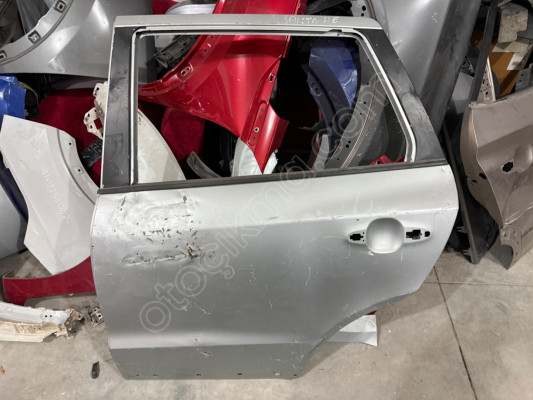 HYUNDAİ SANTAFE ÇIKMA ORJİNAL SOL ARKA KAPI BD1