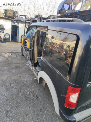 FORD CONNECT SOL ARKA ÇAMURLUK ÇİFT SÜRGÜ OTO FEDAİ