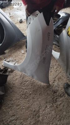 RENAULT CLİO SOL ÖN ÇAMURLUK ÇIKMA ORJİNAL