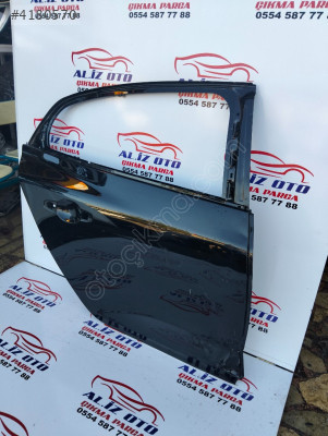Renault megane 4 sağ arka kapı