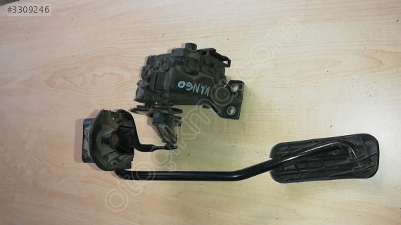 renault kango 2006 1.5 gaz pedalı (son fiyat)