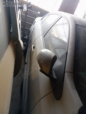 Renault fluence sağ ön arka kapı