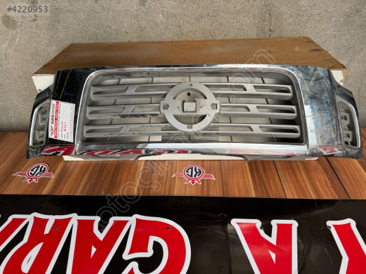 NİSSAN NAVARA ÖN PANJUR ORTA KASA NİKELAJLI