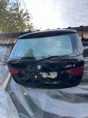 BMW X1 BAGAJ KAPAĞI HATASIZ DOLU