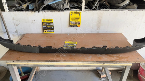 AUDİ A3 ARKA TAMPON SPOYLER 8L0807521B