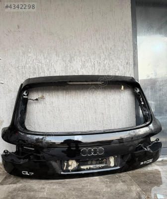 AUDİ Q7 BAGAJ KAPAĞI HATASIZ ÇIKMA EGE OTOMOTİV BURSA