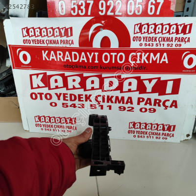 Suzuki Vitara sağ ön tanpon breketi 71731-54PO