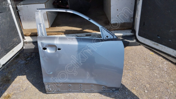 PEUGEOT 2008 SAĞ ÖN KAPI ORİJİNAL ÇIKMA