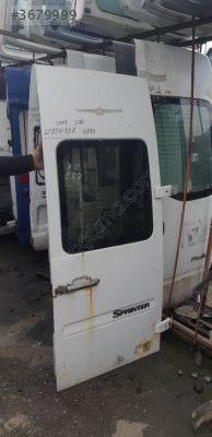 MERCEDES SPRİNTER SAĞ ARKA KAPI
