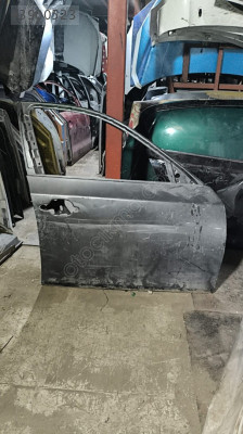 BMW E60 sağ ön kapı