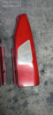 Citroen berlingo çıkma sag arka stop