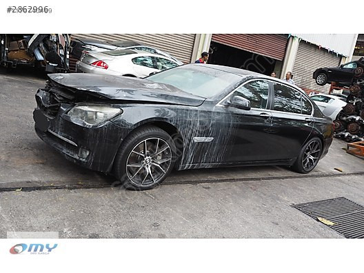 BMW 7 SERİSİ F02 SAĞ SOL FARLAR VE SAĞ SOL STOP LAMBALARI