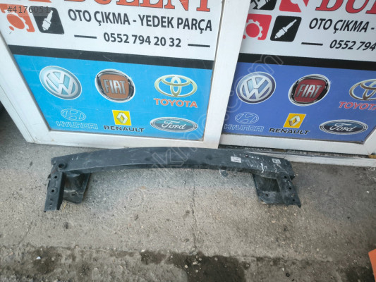 Hyundai Elantra ön tampon demiri orijinal çıkma
