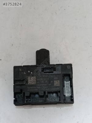 5Q4959393E Vag grubu sol ön kapı Beyni