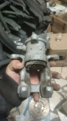 OPEL CORSA F SAĞ ARKA KALİPER ÇIKMA ORJİNAL YEDEK PARÇA