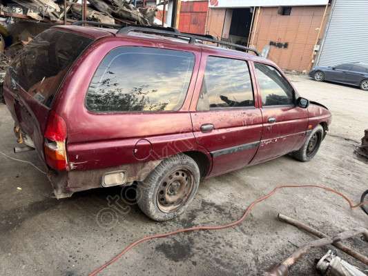 Ford escort Sol arka cam krikosu