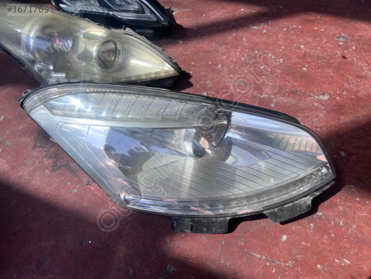 Citroen c4 picasso sağ ön far 6206.V1