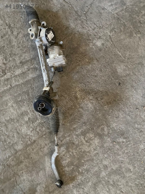 Nissan Qashqai direksiyon kutusu