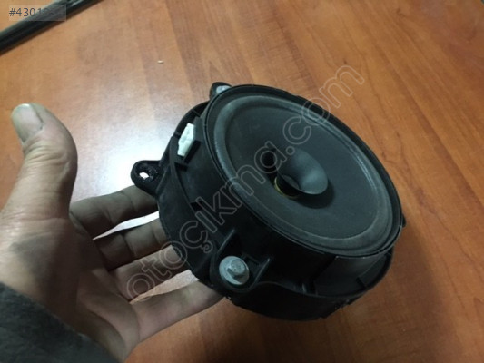 MEGANE 4 ARKA HOPORLÖR ORJİNAL ÇIKMA İÇ DIŞ KOMPLE