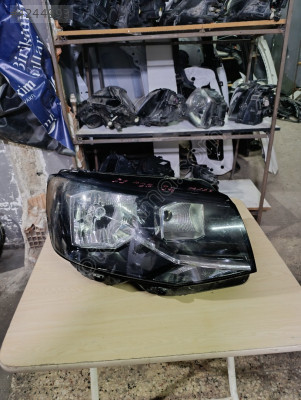 Volkswagen Transporter t7 sağ far orjinal çıkma parça