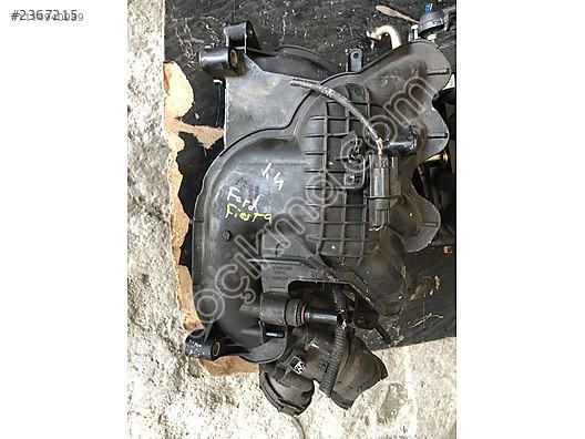 Ford Fiesta 1.4 Manifold