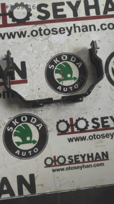 5K0863532 Golf 6 Orta konsol bağlantı demiri