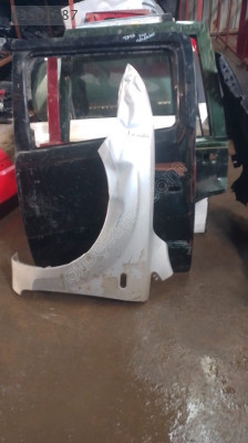 Ford Mondeo 2006-2007 sol ön çamurluk