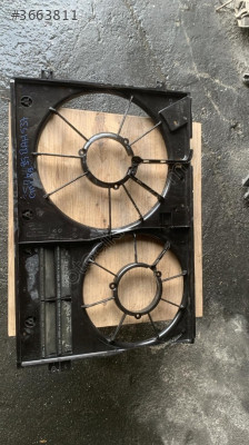 1KM121205 orjinal vw jetta fan davlumbazı