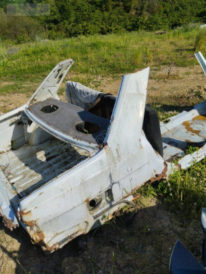 Renault 9 arka sağ çamurluk