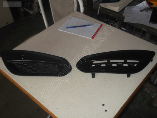 VOLVO S60 SAĞ VE SOL ÖN TAMPON SİS KAPAĞI