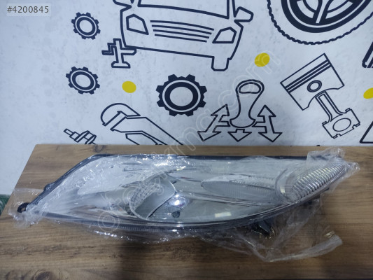 NİSSAN JUKE FAR SAĞ 2010-2014 26120-1KL0C