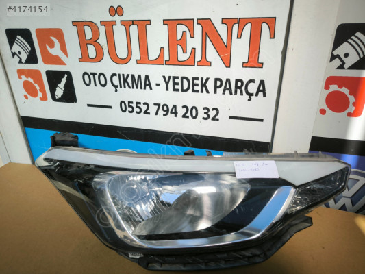 Hyundai İ20 sağ ön far orijinal çıkma