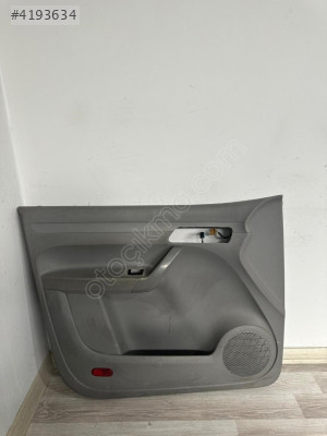 VOLKSWAGEN CADDY SOL ÖN KAPI DÖŞEMESİ 2K0971557