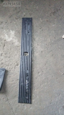 Pejo 205 bagaj kapak dış plastik pako yedek parça