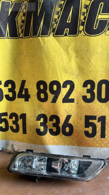 VOLKSWAGEN PASSAT B7 SAĞ SİS FARI